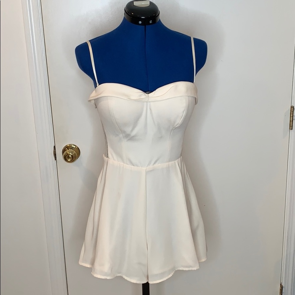 CREAM GUESS ROMPER - Picture 4 of 4